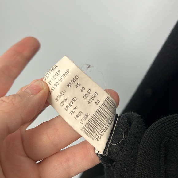 Vintage Geiger Made in Austria black rosette wool button down women’s cardigan - Picture 11 of 11